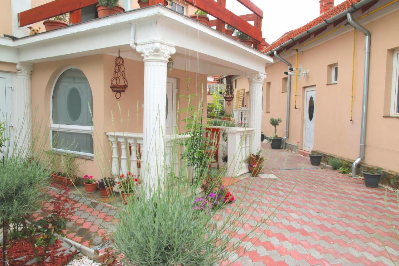 Yox 5 * Oradea